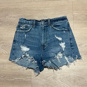 Abercrombie & Fitch Curve Love High Rise Distressed Mom Shorts Women’s Size 27/4